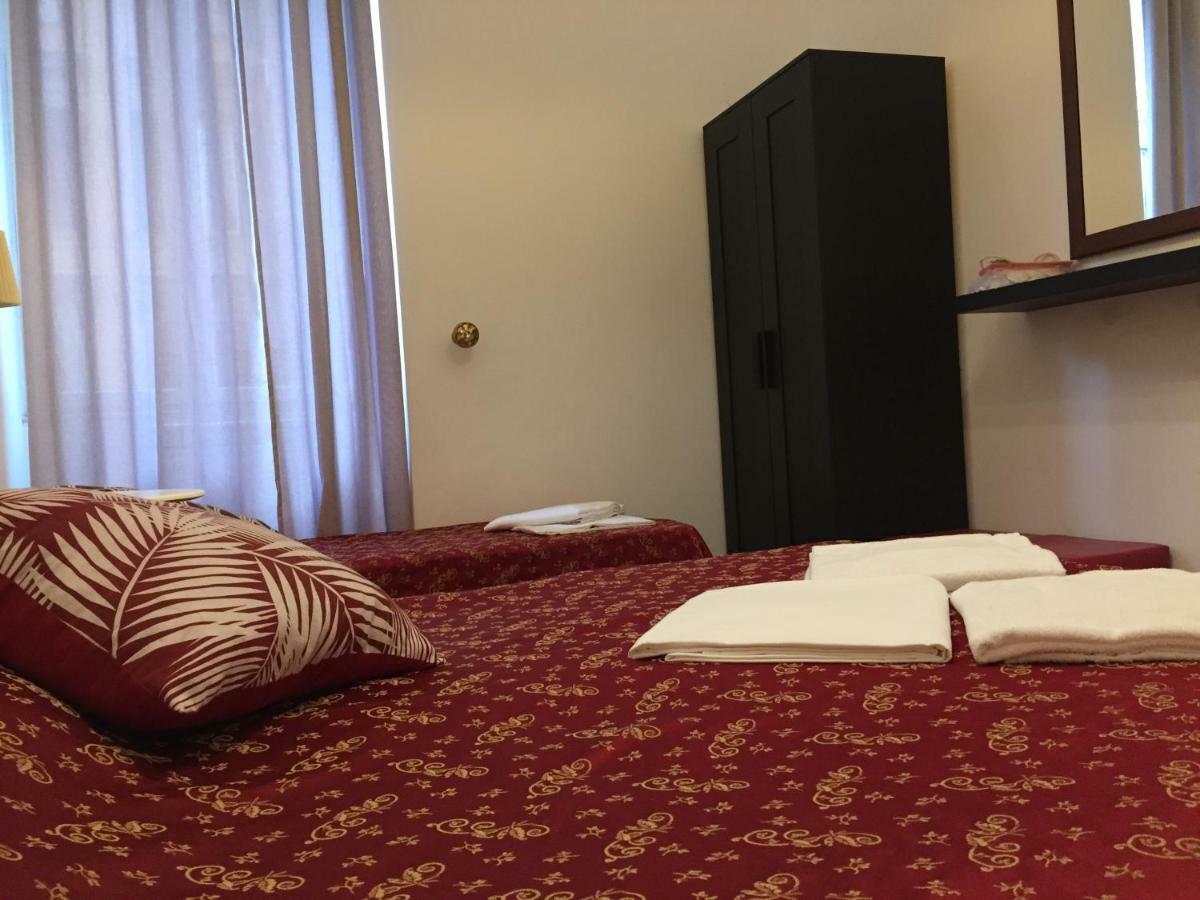 Bed and Breakfast Blue Whale Roma Exterior foto