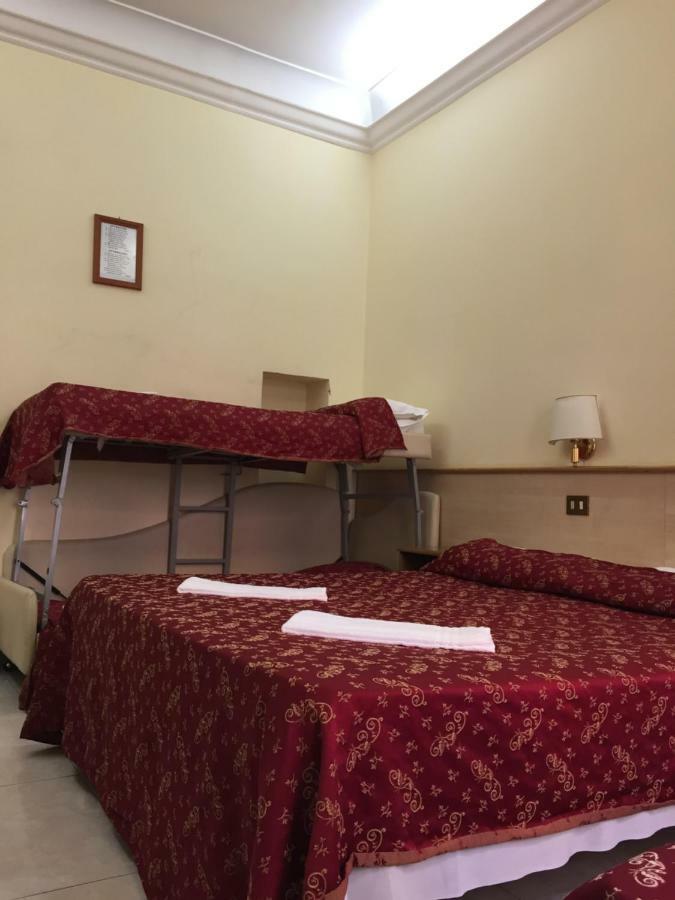 Bed and Breakfast Blue Whale Roma Exterior foto